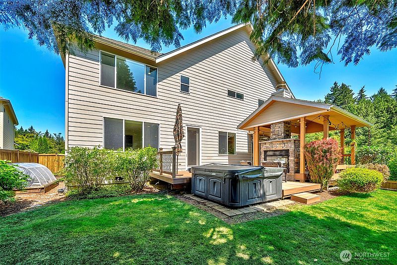 3rd image of 22187 NE 93rd Street