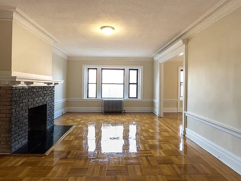 120 South Harrison — Photo 7