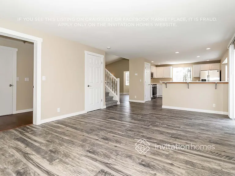 7621 67th St NE — Photo 5