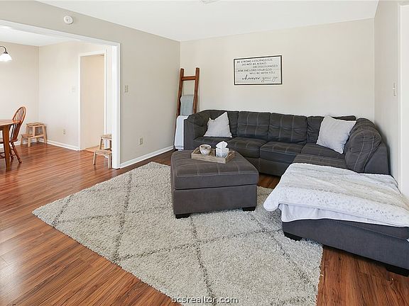 5th image of 2708 Arbor Dr