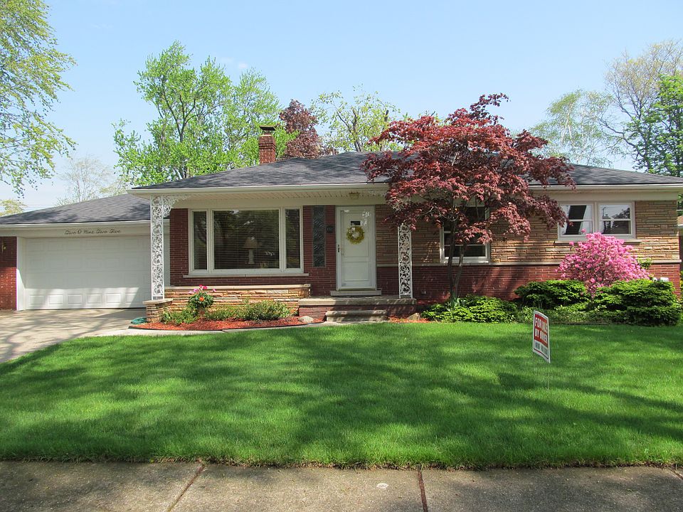 1st image of 20925 Lakeland St