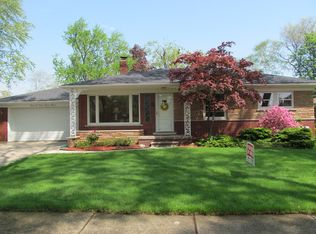 20925 Lakeland St, Saint Clair Shores, MI 48081