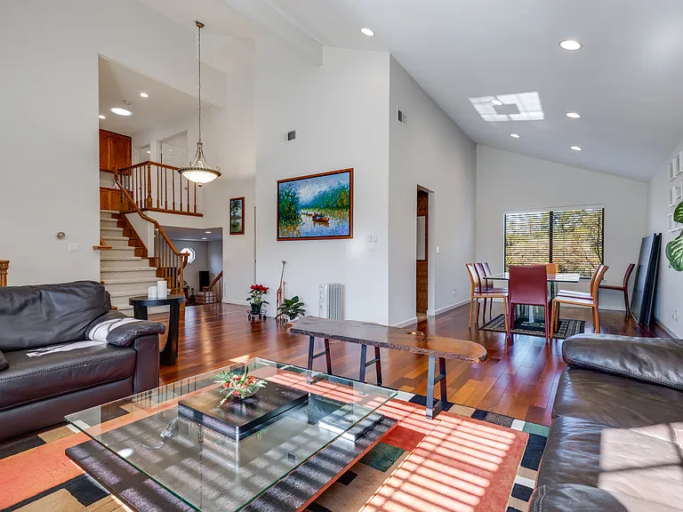 651 Fontes Dr — Photo 6