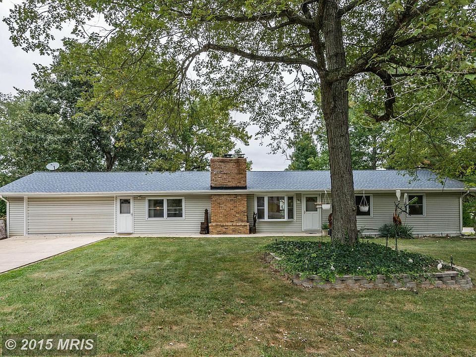 1st image of 44076 Parkview Cir