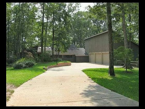 1st image of 1140 Lake Dr
