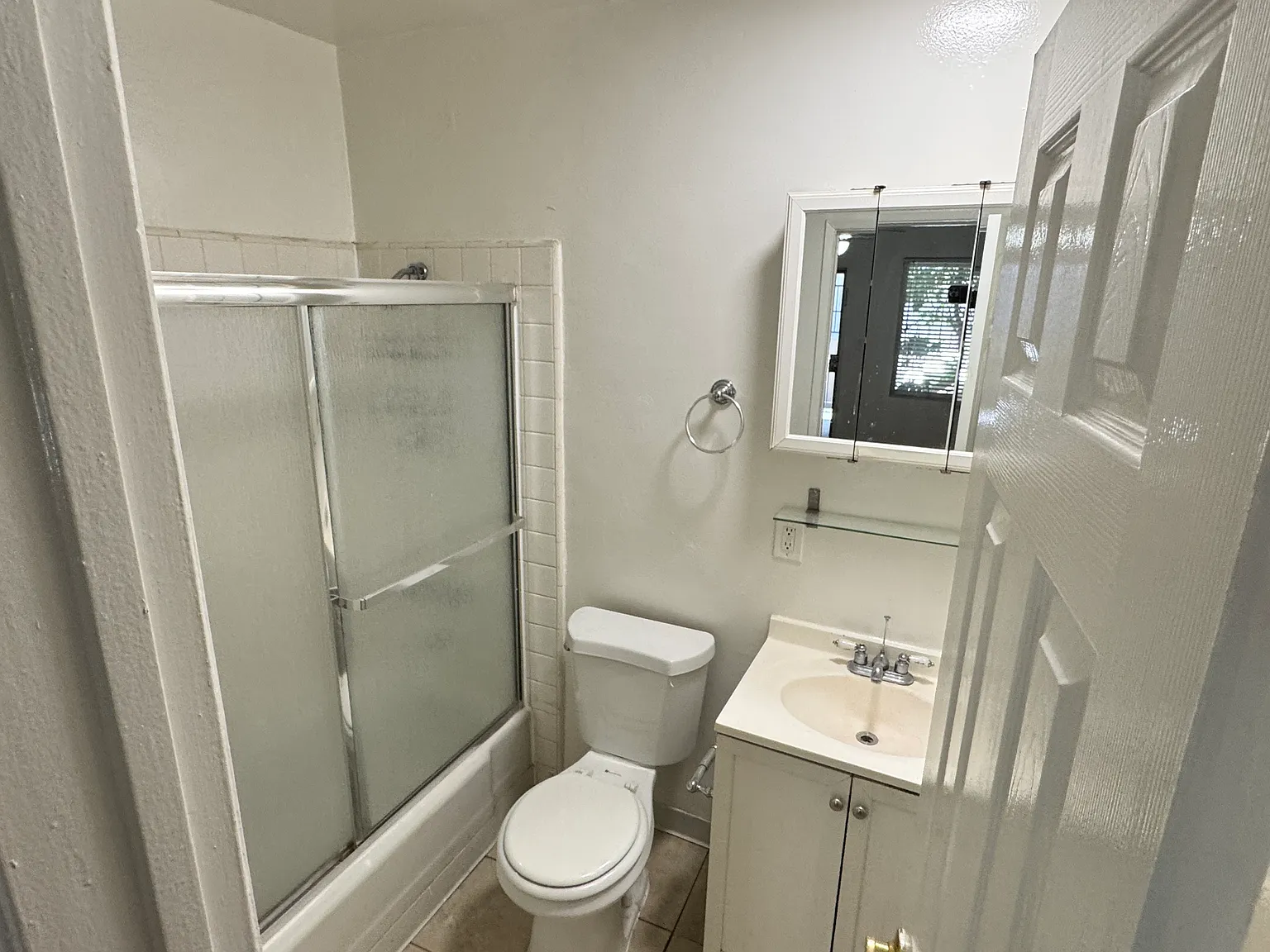 Studio, 400 sqft, $1,650 — Photo 4
