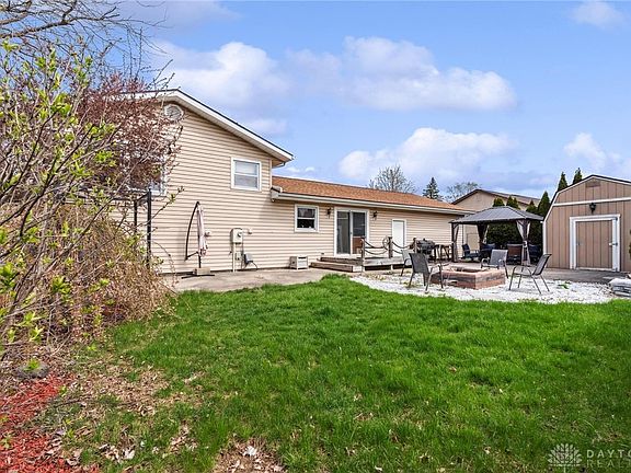 5th image of 705 Arrowhead Dr