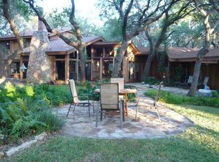 116 Spring Ln, Rockport, TX 78382