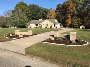 30 Timber Ridge Ln, Marshall, IL 62441