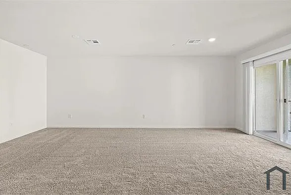 6819 Plum Crazy Ct — Photo 11