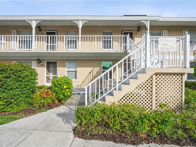 1325 Mainsail Dr #1213 — Photo 1