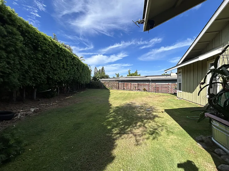 68-1842 Kehela Pl — Photo 2