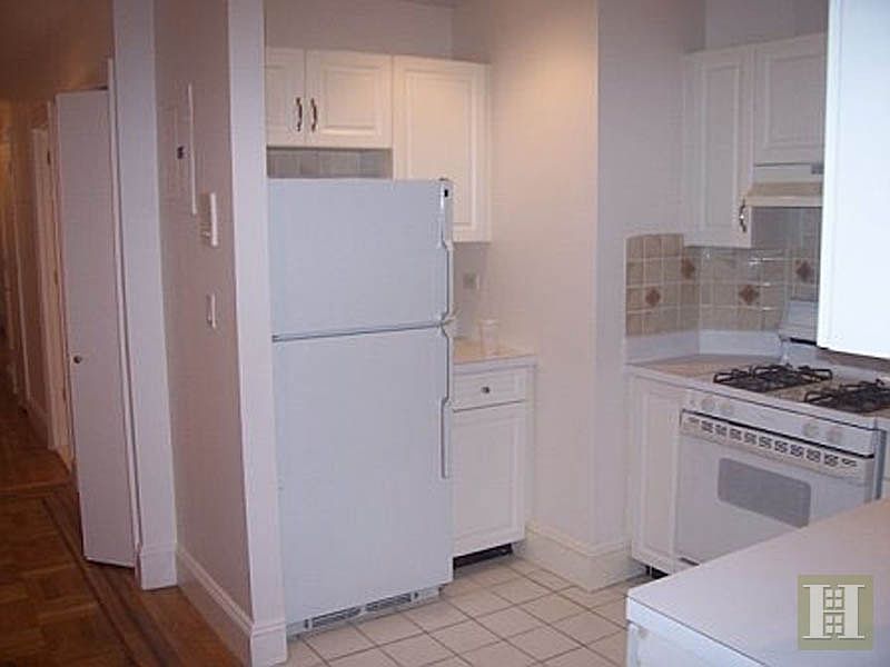 2nd image of 61 E 93rd St APT 1
