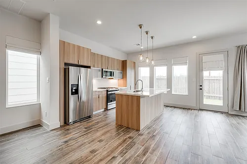 4402 Santorini Ln Photo 1