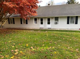 260 Ellicott Rd APT 2, Avondale, PA 19311