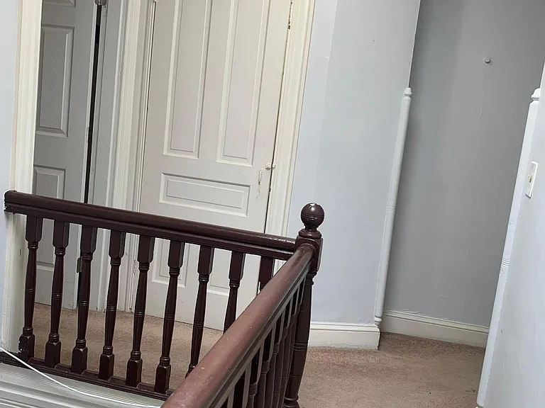 Upstairs entry to hallway