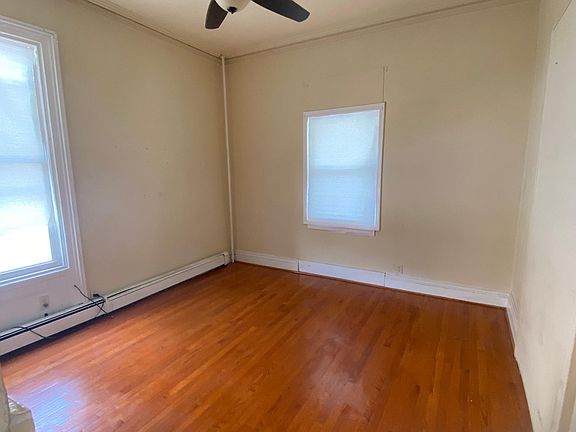 4th image of 3939 Schuyler St