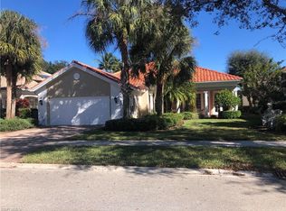 4314 Queen Elizabeth Way, Naples, FL 34119