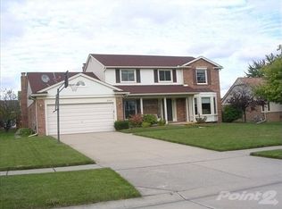 4510 Bentley Dr, Troy, MI