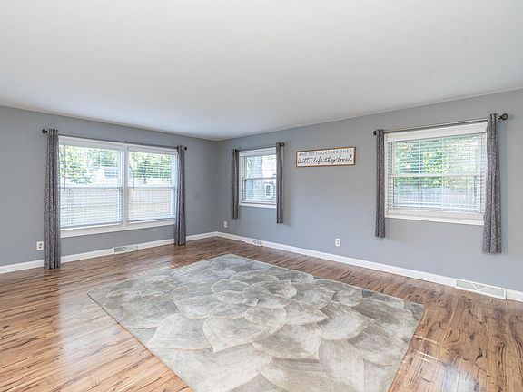 4th image of 259 Brentwood Dr