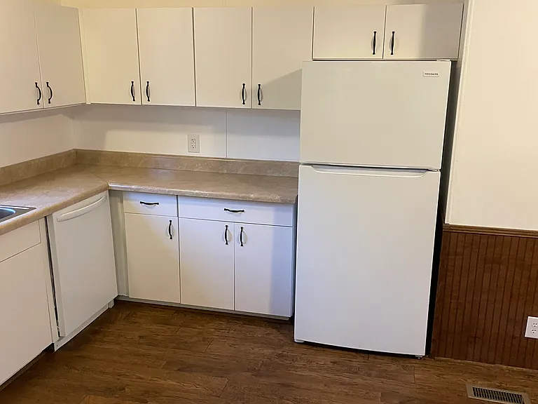 203 Barkwood Ln — Photo 1