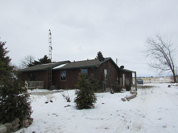 3rd image of 9791 Cronk Rd