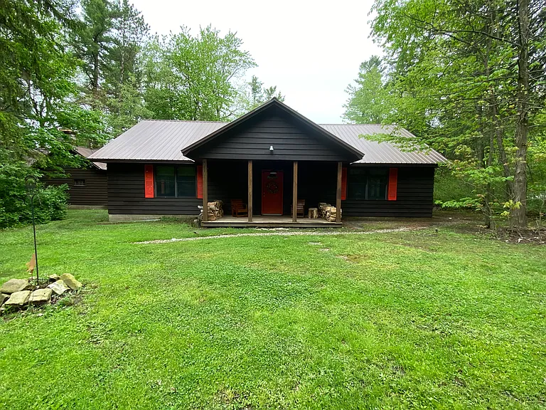 6310 Ward Rd — Photo 2