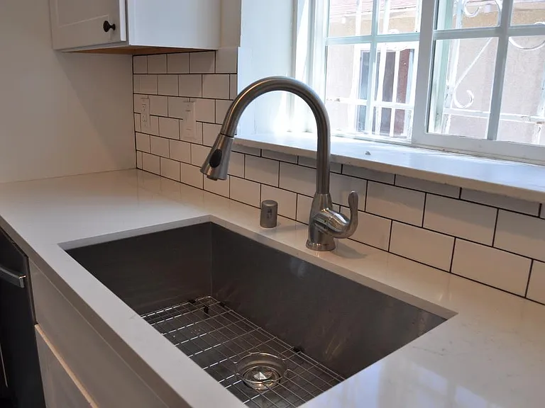3701 S Saint Andrews Pl #1 — Photo 9