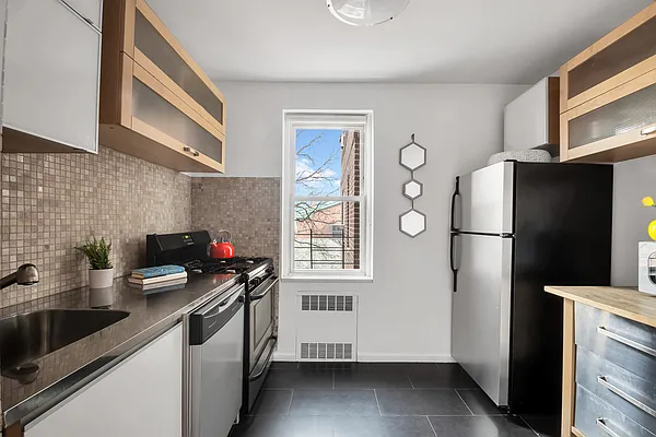 Sold by Corcoran | media 13