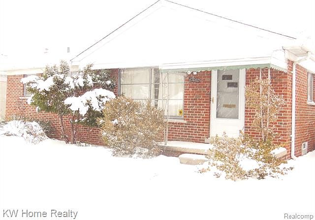 1st image of 23060 Gardner Ave