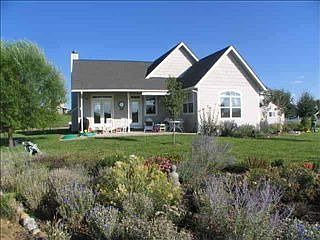 2nd image of 337 Knolls Cir