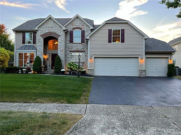 2nd image of 3291 Vinton Park Pl