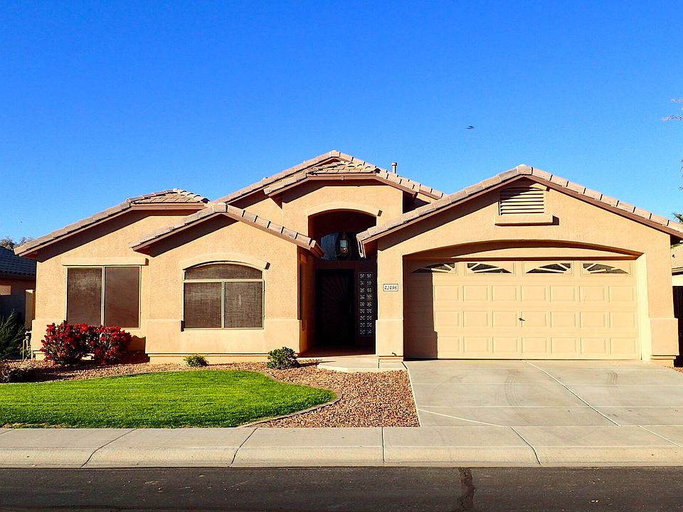 1st image of 42496 W Chisholm Dr