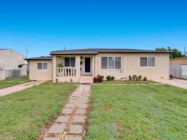 345 W 54th St, Hialeah, FL 33012