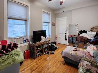 1744 W 18th St APT 2R, Chicago, IL 60608
