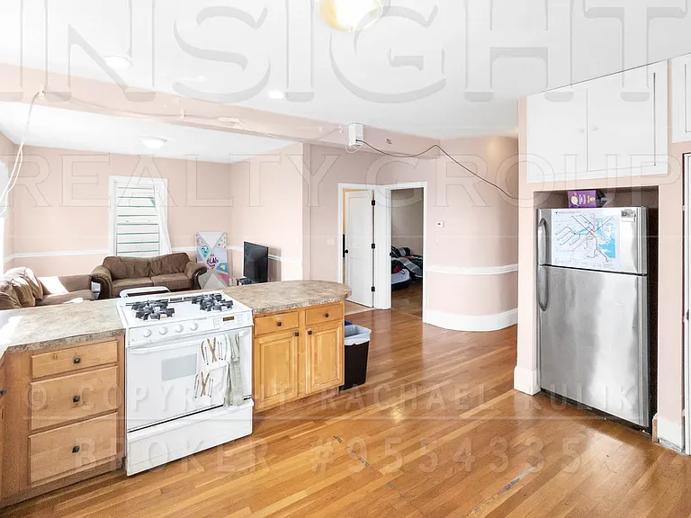 32 Fisher Ave #2A — Photo 7