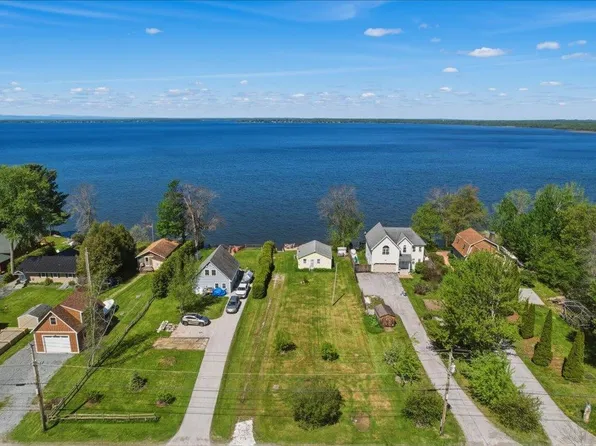 8 Maquam Shore Road, Swanton, VT 05488
