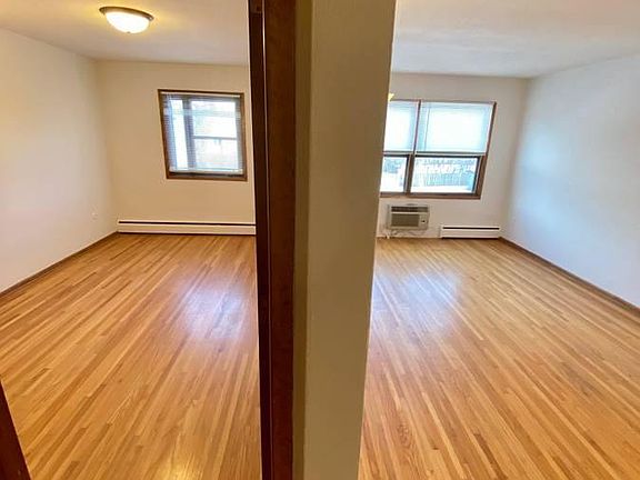 2nd image of 2208 Lexington Ave N #2194-11