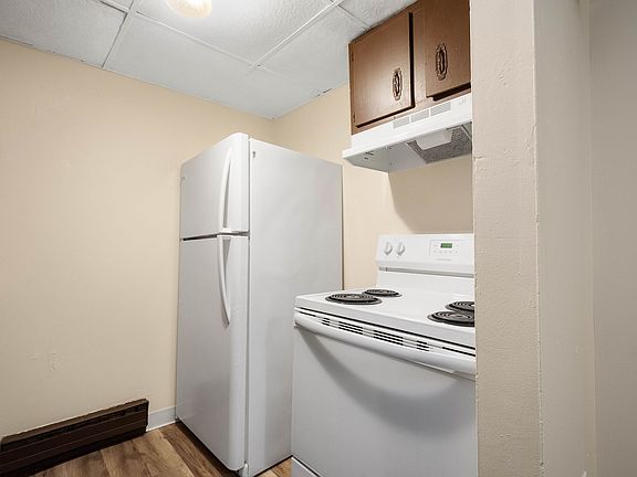 3rd image of 161 Hall Ave APT 12