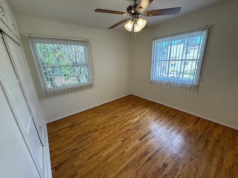 1736 S Robertson Blvd #5 — Photo 31