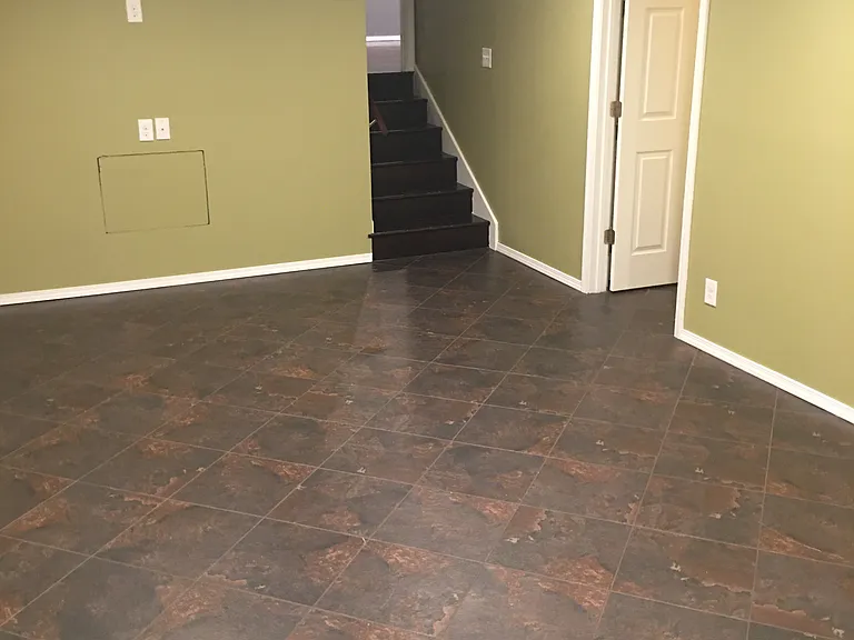 1015 E Hill Ave — Photo 9