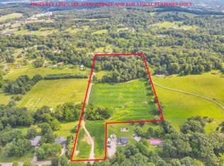 227 Rainbow Dr NE, Lancaster, OH