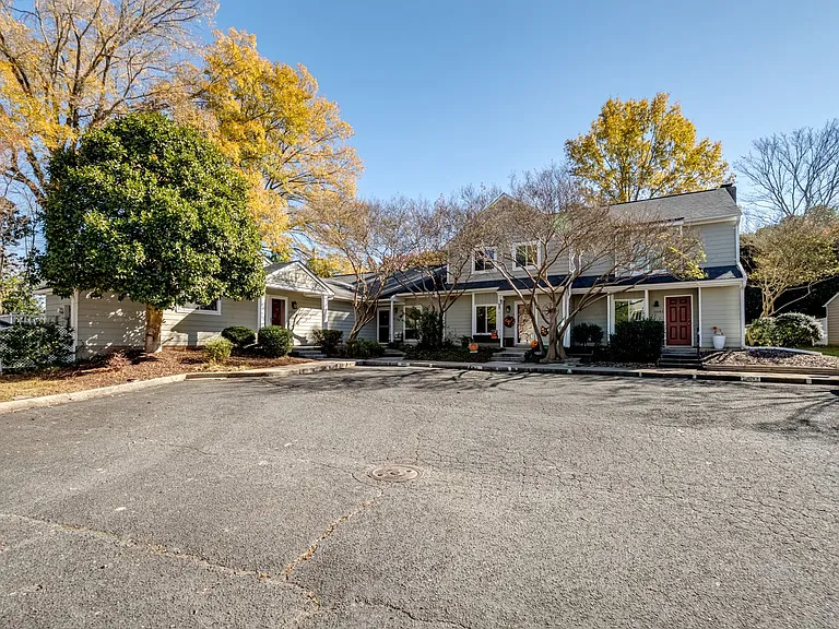 1077 Sardis Cove Dr — Photo 27