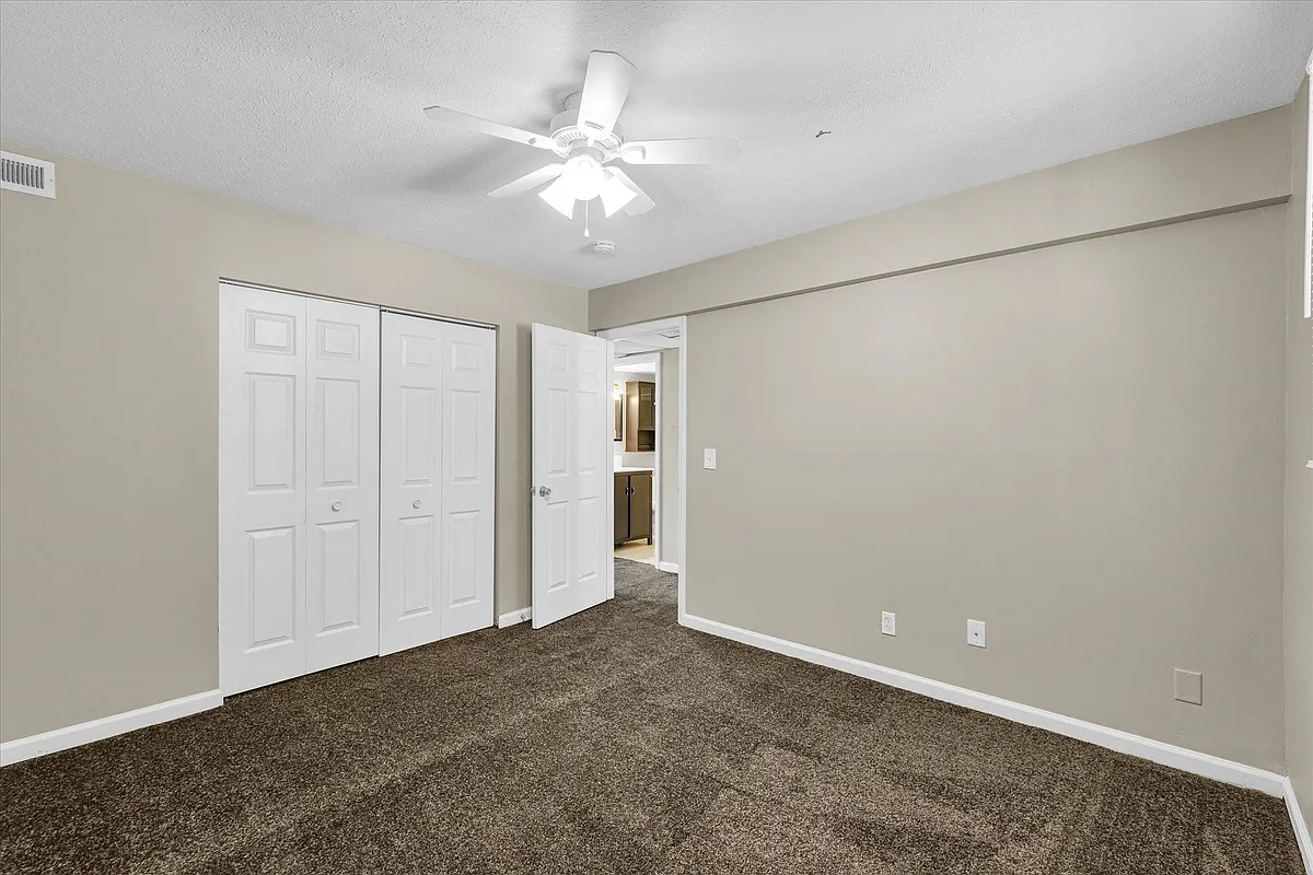 Building Photo - 308 College Park Dr