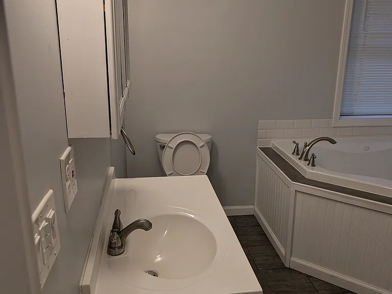 64 Pollock Rd — Photo 13