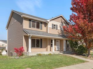 1232 SW Lost Trail Dr, Pullman, WA 99163