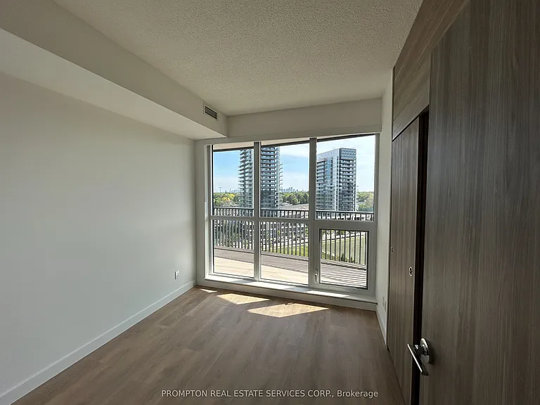 18 Esther Shiner Blvd #1102 — Photo 15