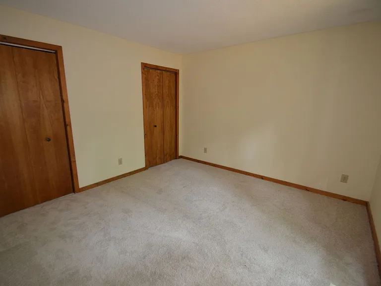 17 Frances St — Photo 12