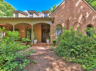 90 Wing Mill Rd, Sandy Springs, GA 30350