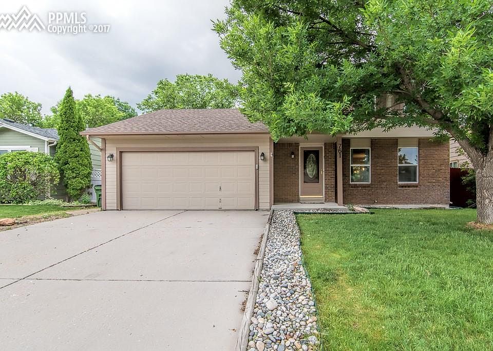 Welcome to 761 Rundle Court.  4 beds and 4 baths located on a quiet cul-de-sac